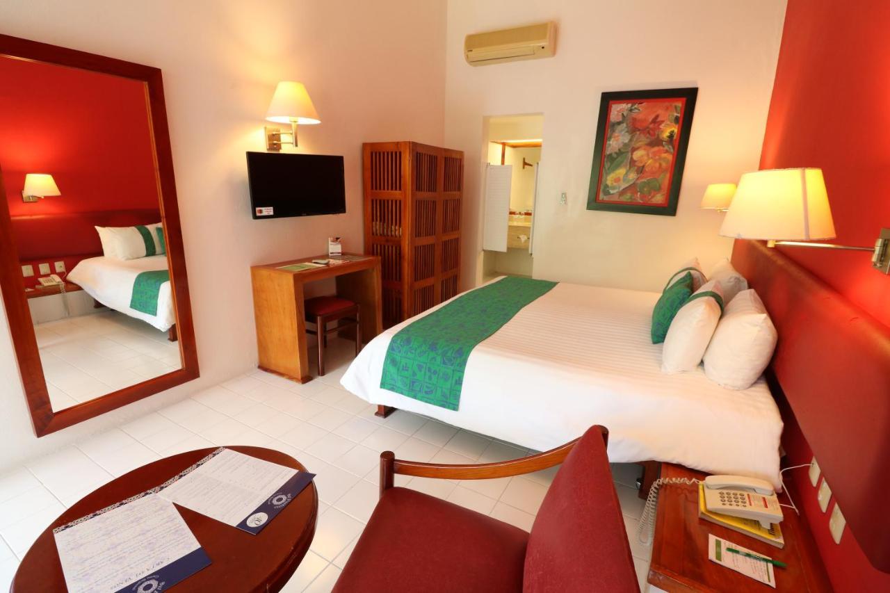 Hotel Mision Palenque